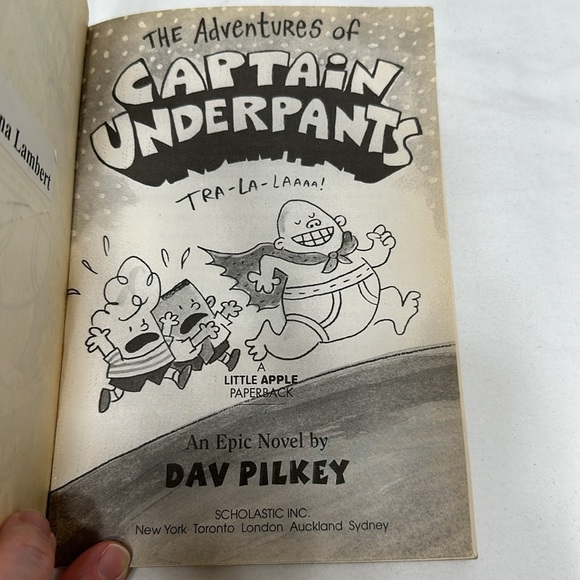 Captain Underpants, book - Picture 9 of 11